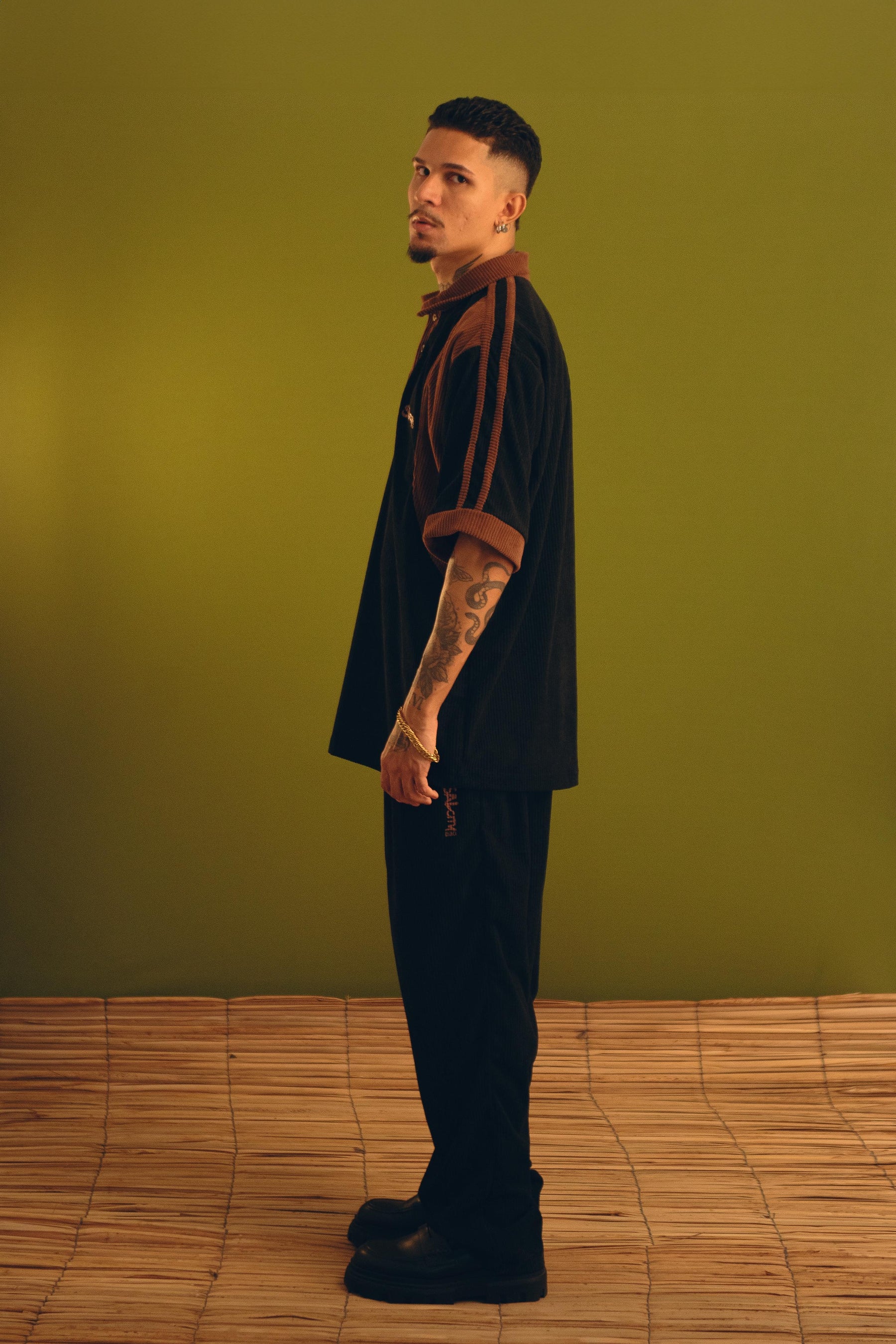 Calça clássica veludo