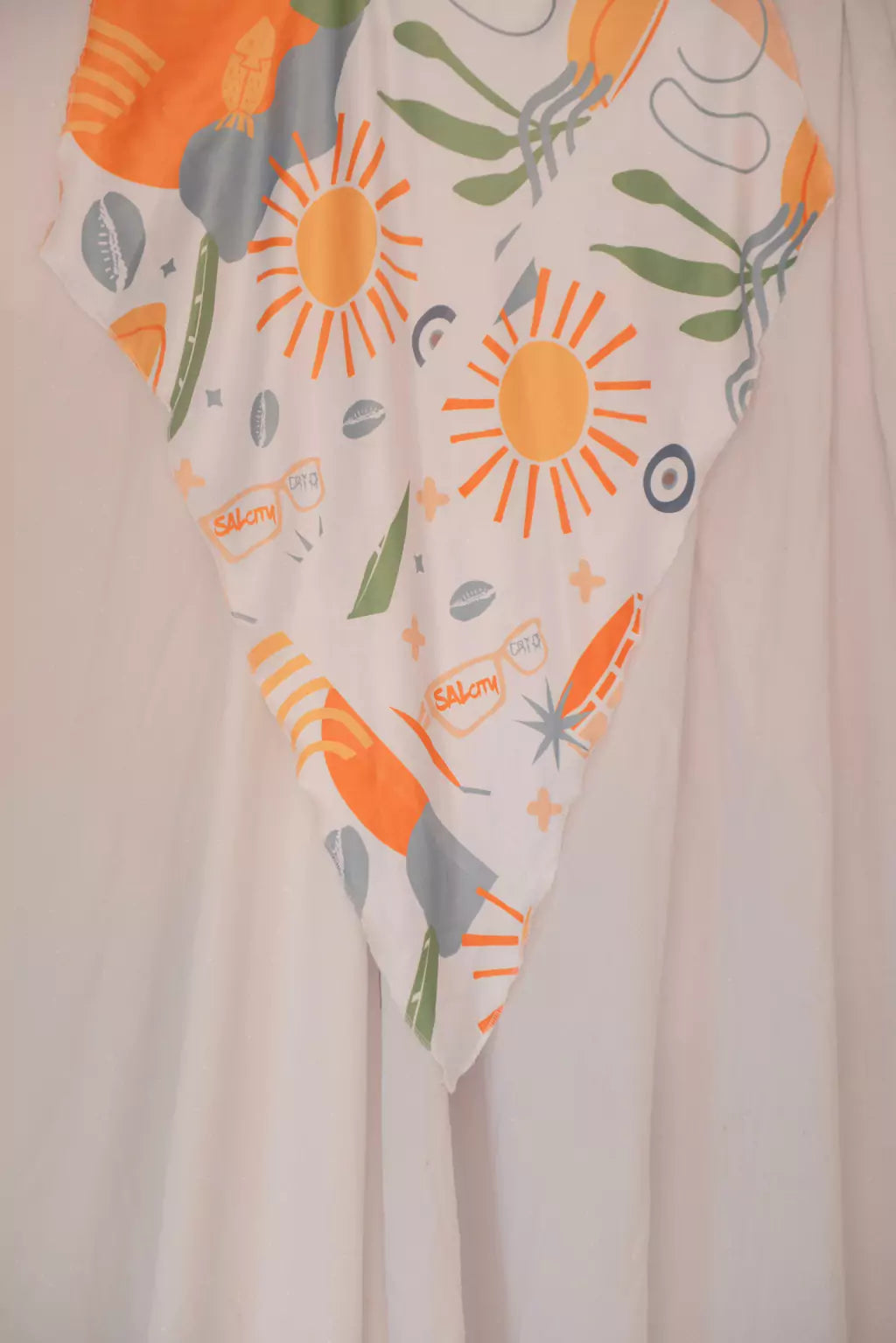 Lenço toque de seda