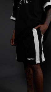Short monocity